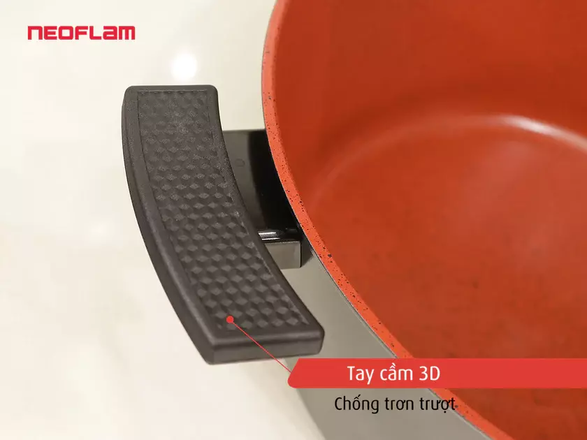 Hình 4 - Bộ 7 de chef Tay cầm 3 D chống trơn trượt