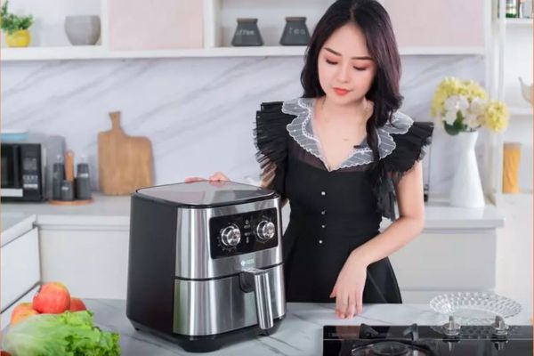 Ngăn chiên chống dính dễ tháo rời của nồi chiên không dầu Lotte LTS-AF5SM