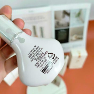 Bộ Kem BB Chống Nắng Whoo Radiant White Sun BB SPF45/PA+++ - Ảnh 4